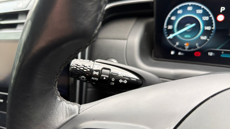 Hyundai TUCSON 1.6 TGDi 48V MHD Premium 5dr 2WD DCT Petrol Estate